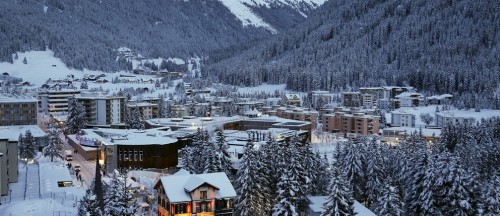 Τα πρόσωπα και οι αριθμοί του Νταβός