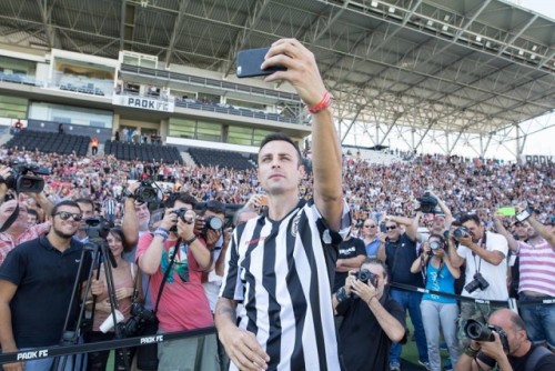 Λαβράκι έβγαλε ο Μπερμπάτοφ (από τον Μπερμπάτοφ)