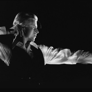 «Ένας ήρωας, όλη μας η πολιτιστική ταυτότητα, δικός μας άνθρωπος-οικογένεια, ένας αστεράνθρωπος. Αυτό ήταν ο David Bowie, και θα λάμπει για πάντα»