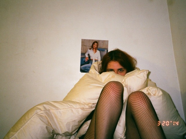 To GIRL.IS.A.GUN είναι ένα περιοδικό για κορίτσια που αρνούνται να μεγαλώσουν