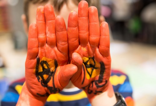 Το Playroom arts&crafts θα μας μάθει πως γίνεται η σωστή αποκριά