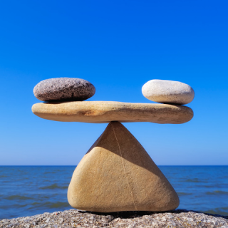 Η Άρτεμις Αντωνίου σε κοιτάζει μέσα στην ψυχή