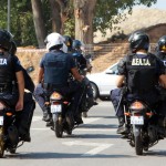 «Ντεμπουτάρει» στα Εξάρχεια η ομάδα «Όμικρον»