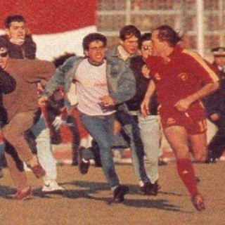 Σαν σήμερα πριν από 25 χρόνια ο Αργύρης Σαλιαρέλης αποκαλεί «Επιστήμονες» τους οπαδούς του Ολυμπιακού και μένει στην ιστορία