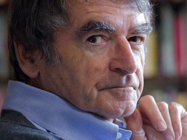 Το Βρετανικό Μουσείο Πέφτει: Μια σπαρταριστή κωμωδία 234 σελίδων