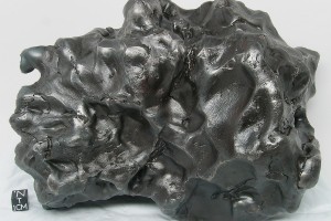 Στις 12 Φεβρουαρίου του 1947 ο μετεωρίτης Σικότε Άλιν πέφτει στα βουνά της Σιβηρίας