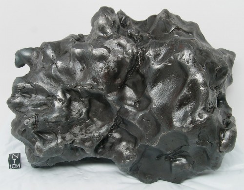 Στις 12 Φεβρουαρίου του 1947 ο μετεωρίτης Σικότε Άλιν πέφτει στα βουνά της Σιβηρίας