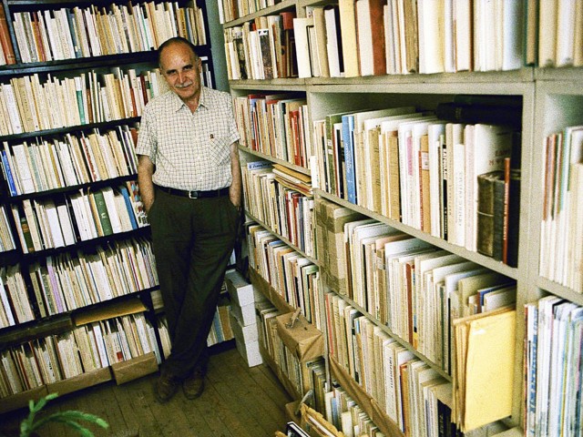 Επικίνδυνη μοναξιά, του Ντίνου Χριστιανόπουλου