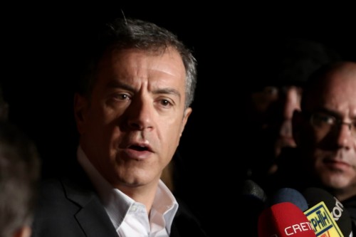 Τα στοιχεία όλων των αποφυλακισθέντων του ν. Παρασκευόπουλου ζητά ο Σταύρος Θεοδωράκης