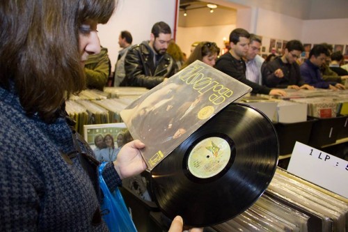 To Vinyl is Back πάει στο «Μουσείο Αυτοκινήτου»