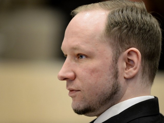 Νορβηγία: Ο ακροδεξιός εξτρεμιστής Άντερς Μπέρινγκ Μπράιβικ θα μάχεται για τον εθνικοσοσιαλισμό “μέχρι να πεθάνει”