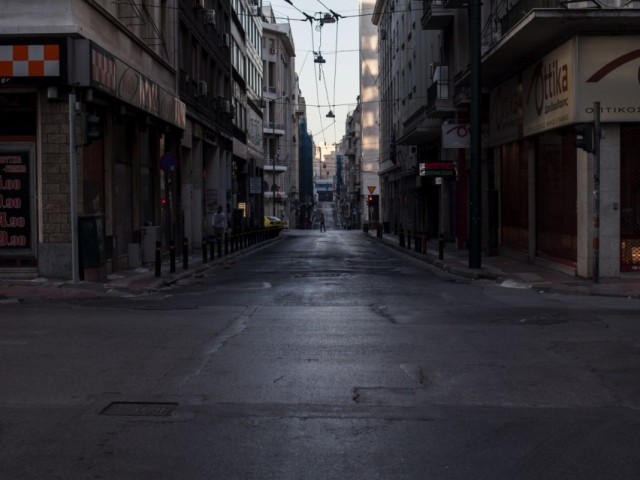 Ωδή στην κατάρα της ποπ κουλτούρας, του Γιώργου Καρακασίδη