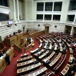 Αντιδράσεις από την αντιπολίτευση στο νομοσχέδιο για το προσφυγικό