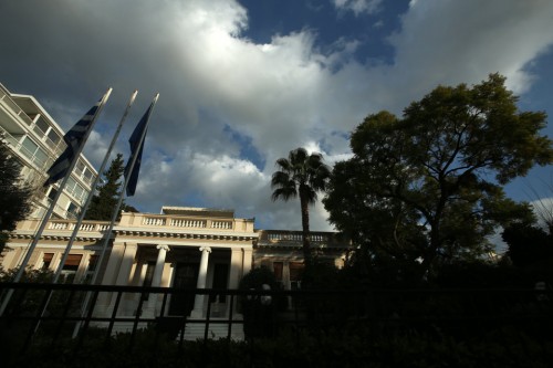 Κυβερνητικές πηγές: «Θατσερισμός χωρίς αναστολές από τον κ. Μητσοτάκη»