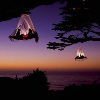 Θα έκανες κάμπινγκ ένα χιλιόμετρο πάνω από τη γη; (ΕΙΚΟΝΕΣ)