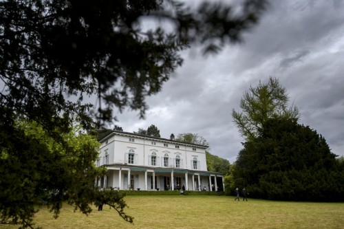 Το σπίτι του Τσάρλι Τσάπλιν μετατράπηκε σε ένα εντυπωσιακό διαδραστικό μουσείο