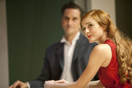 Ιωάννα Παππά και Αλεξάνδρα Αϊδίνη μιλούν για το ρόλο του θεάτρου σήμερα (ΒΙΝΤΕΟ)