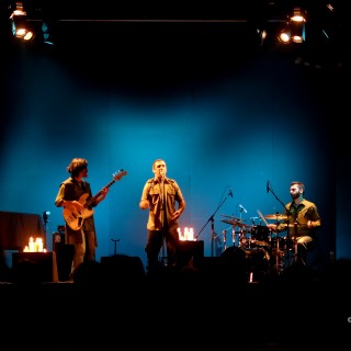 Κερδίστε προσκλήσεις για την παράσταση «To ’21» του Άρη Μπινιάρη