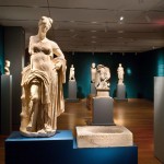 Οι New York Times υποκλίνονται στην Έκθεση «Θεοί και Θνητοί στον Όλυμπο: Αρχαίο Δίον, η πόλη του Δία», που παρουσιάζει το Ωνάσειο Πολιτιστικό Κέντρο της Νέας Υόρκης