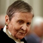 Αρβελέρ για Μενδώνη: «Ασκεί επαρκώς και επιτυχώς το πολυσχιδές έργο της»