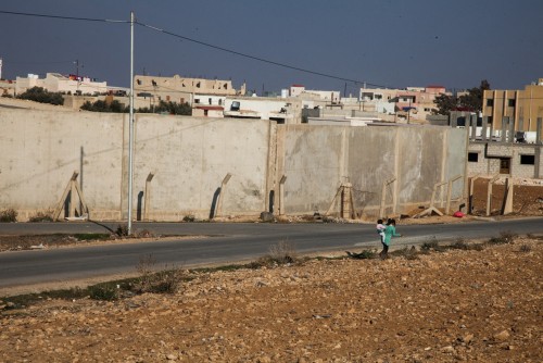 Συρία: Τουλάχιστον πέντε άνθρωποι σκοτώθηκαν από αεροπορικές επιδρομές στην Ιντλίμπ