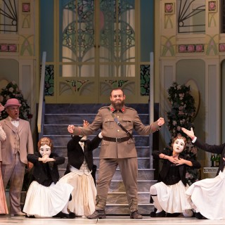 Ο Σίμος Κακάλας και ο μοντέρνος Βαφτιστικός του