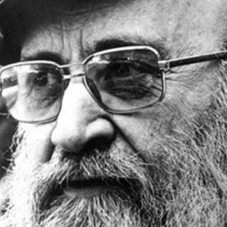 Μέσα στις πέτρες, του Άρη Αλεξάνδρου