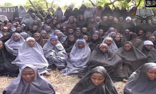 Νιγηρία:  Μια από τις μαθήτριες που είχαν απαχθεί από το Τσίμποκ πριν από δύο χρόνια βρέθηκε ζωντανή