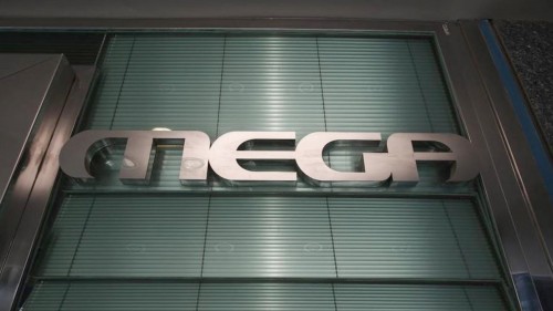 «Είμαι Δημοσιογράφος του MEGA»