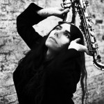 Δείτε το νέο video clip της Pj Harvey για το “The Orange Monkey”