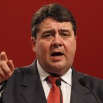 «Πρέπει να βοηθήσουμε την Ελλάδα να μειώσει το βάρος του χρέους της», δηλώνει ο Γερμανός αντικαγκελάριος