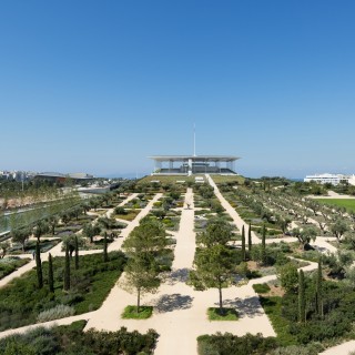 10 προτάσεις για να μη χαθείτε στον λαβύρινθο της Metamorphosis