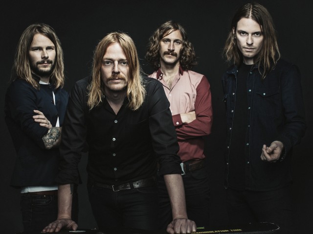 5+1 ερωτήσεις στους Graveyard