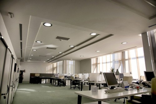 Iταλία: Άμεση απόλυση για όσους δημόσιους υπαλλήλους απουσιάζουν αδικαιολόγητα από την θέση εργασίας τους