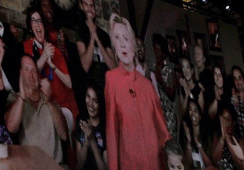 ΗΠΑ: Και επίσημα υποψήφια για πρόεδρος η Χίλαρι