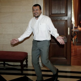 Αν ο λαός αποφάσιζε για τις τηλεοπτικές άδειες!