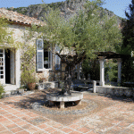 Χώρος φιλοξενίας προσωπικοτήτων η  οικία  του Πάτρικ Λη Φέρμορ στην Καρδαμύλη