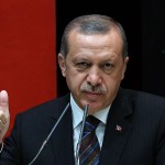 O Ερντογάν κάλεσε σε προσευχή τους πολίτες πίσω το προεδρικό συγκρότημα