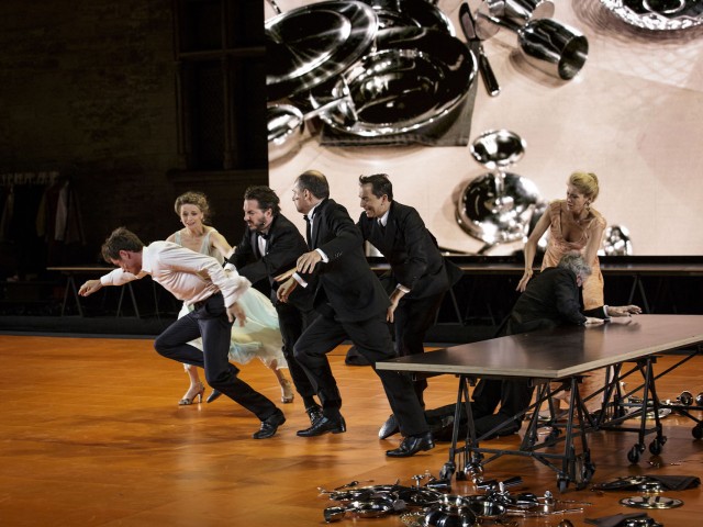 Όσα είδαμε στην Αβινιόν: Η άνοδος του φασισμού σε πρώτο πλάνο