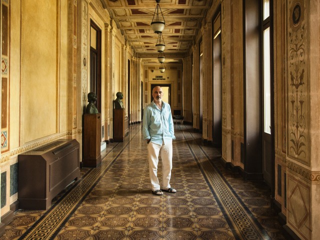 Ο Στάθης Λιβαθινός στην Popaganda