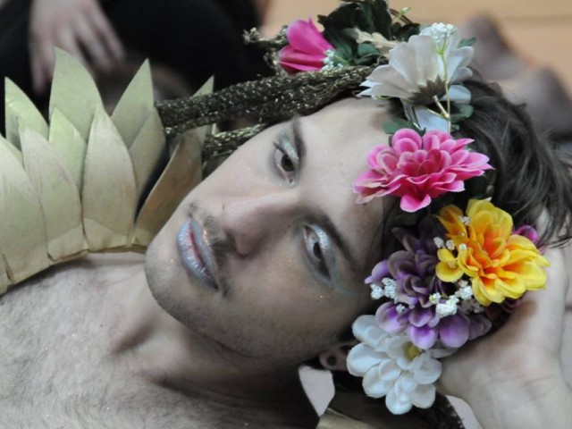 Ποιος είναι ο άγνωστος «Ποδάγρας» που παρουσιάζεται στη Μικρή Επίδαυρο;