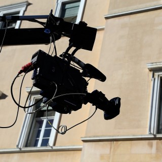 Τηλεοπτικές άδειες: Να δείτε ότι στο τέλος δεν θ’ αλλάξει σχεδόν τίποτα