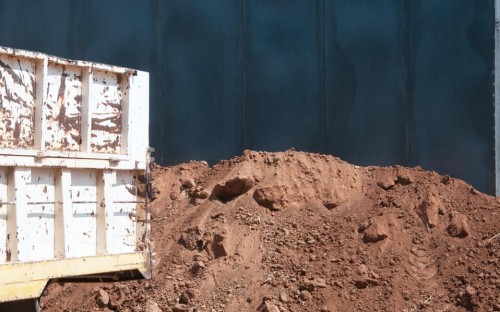 «Ό,τι φωτεινό έχει να πει, θα πρέπει να μείνει εικασία»