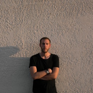 Ο Βασίλης Κεκάτος μεταμορφώνει την Κεφαλονιά σε σινεμά