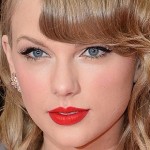 1 εκατ. δολάρια από την Τέιλορ για τους πλημμυροπαθείς