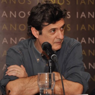 Ο Δημήτρης Μαμαλούκας έχει διαβάσει σε τρεις διαφορετικές γλώσσες τη «Λάμψη» του Στίβεν Κινγκ