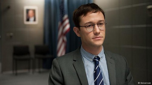 Οι μάχες του Όλιβερ Στόουν για τον «Σνόουντεν»