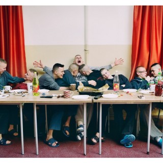 Σκαρώνοντας ρίμες σε ένα αναμορφωτήριο της Πολωνίας