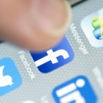 Έχετε παίξει αυτά τα κρυφά παιχνίδια του Facebook;