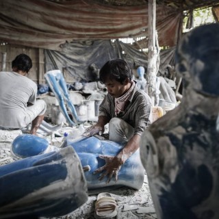 Πώς φτιάχνονται οι κούκλες που βλέπεις στις βιτρίνες;